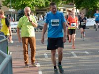 12 DSC1358  Finish Heuvelrugloop 2018 : Maarn, Heuvelrugloop, 5 mei plein, finish