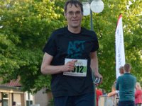 DSC1581  Finish Heuvelrugloop 2018 : Maarn, Heuvelrugloop, 5 mei plein, finish